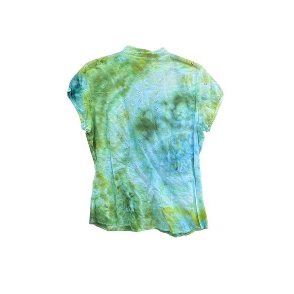 Tie Dye Button Up Shirt | Women’s Shirt | Geode Tie - Ice Dye | Upcycled Fashion - Picture 2 of 2